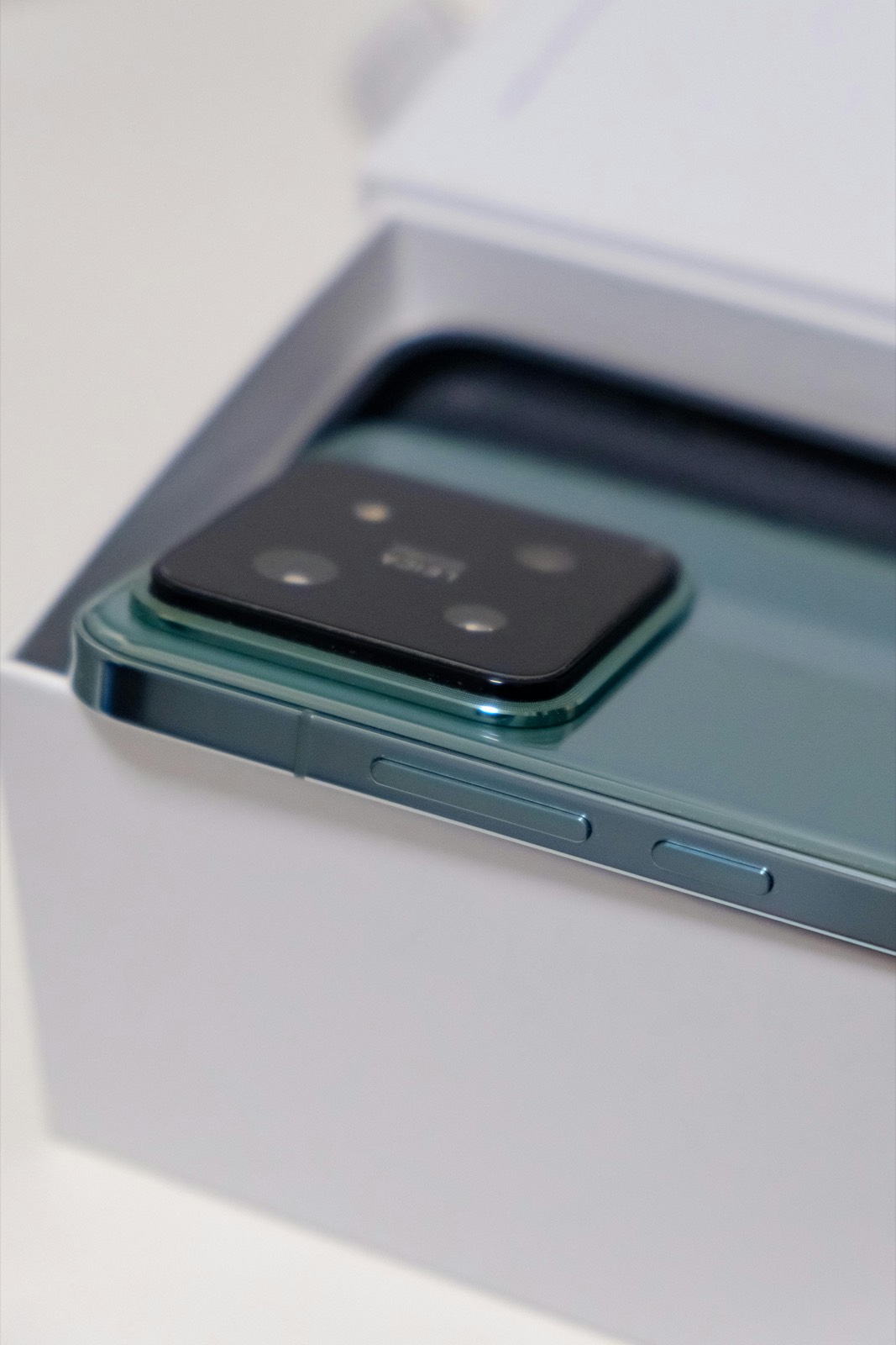 Samsung Galaxy A54 neuf sous emballage